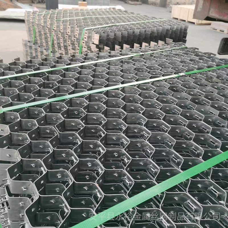 耐高溫龜甲網(wǎng)-安平縣永裕金屬絲網(wǎng)制品有限公司 耐高溫龜甲網(wǎng)-安平縣永裕金屬絲網(wǎng)制品有限公司